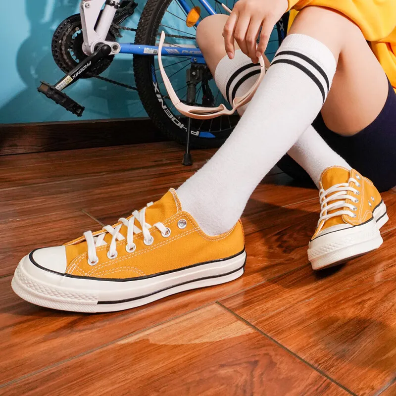 Converse รองเท้าผู้ชายและผู้หญิง 2024 แนวโน้มแฟชั่นฤดูหนาวรองเท้าผ้าใบรองเท้าผ้าใบลําลองระบายอากาศได้สบาย 162063