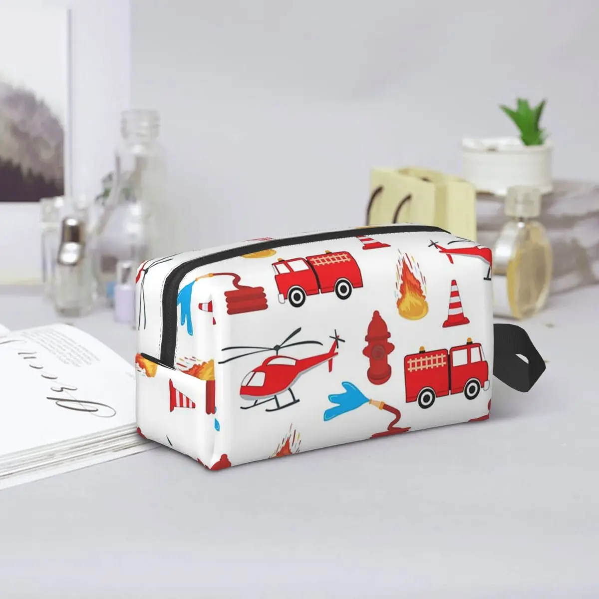 Red Transport Fire Truck Engine Brigade Makeup Bag Cosmetic Organizer Storage Dopp Kit Toiletry Cosmetic Bag for Women Beauty