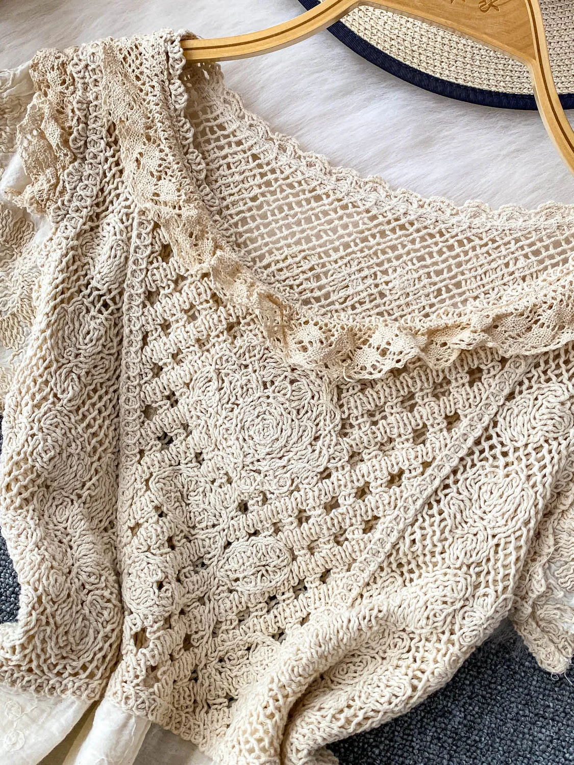 

n Sle Lace Trim Hollow out Knitted round Ne irt Women Summer Loose Slim Fit Splice Skirt Lengthen Top