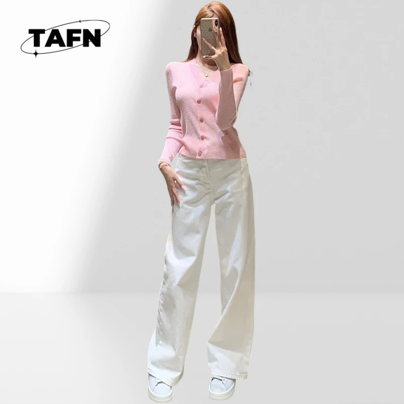 Sweter rozpinany Modny, wygodny i piękny sweter rozpinany z kaszmiru w stylu retro – luksusowe ciepło do codziennych okolicAE624