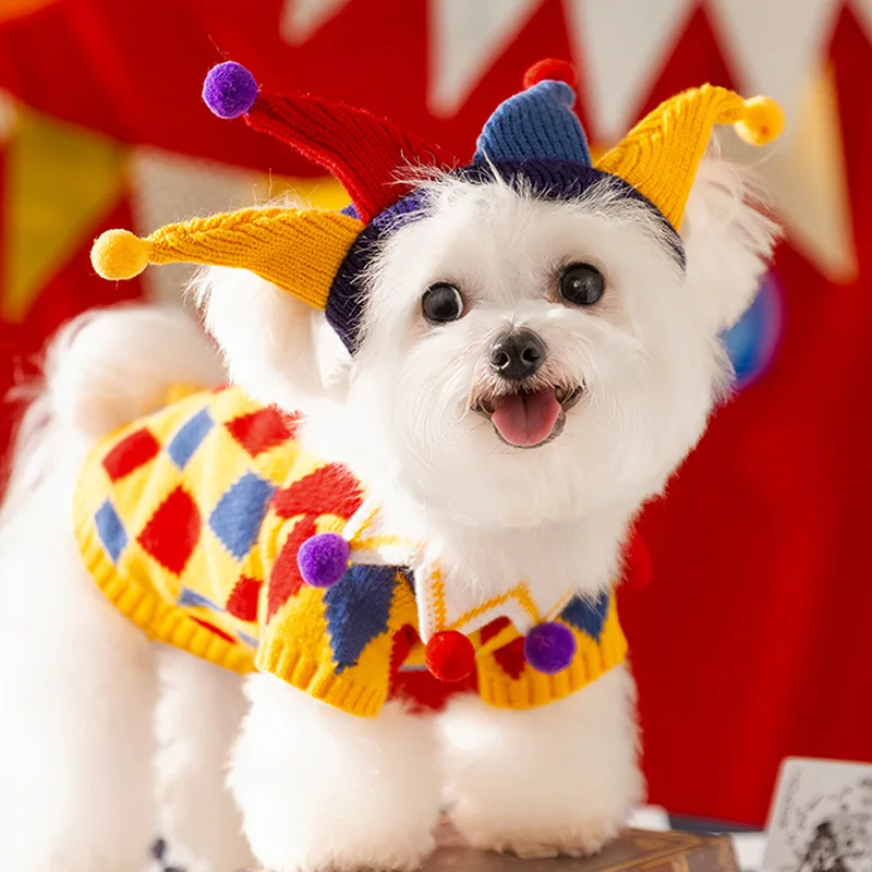 Maglione da clown per animali domestici ricamato rosa Morbido e confortevole maglione a quadretti per cani Cappello lavorato a maglia per animali domestici Vestiti caldi per cani invernali per cani gatti