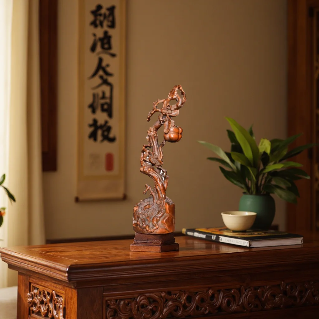 Antique-style aged boxwood finely carved 