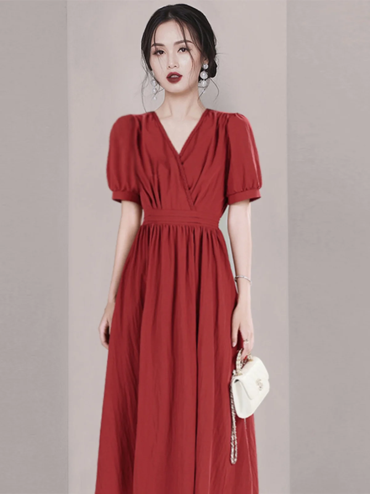 

Elegant V-neck Midi Dress Women's Fashionable Red Slimming Skirt High Waist Polyester Fiber Summer Season Casual Scene A-line...