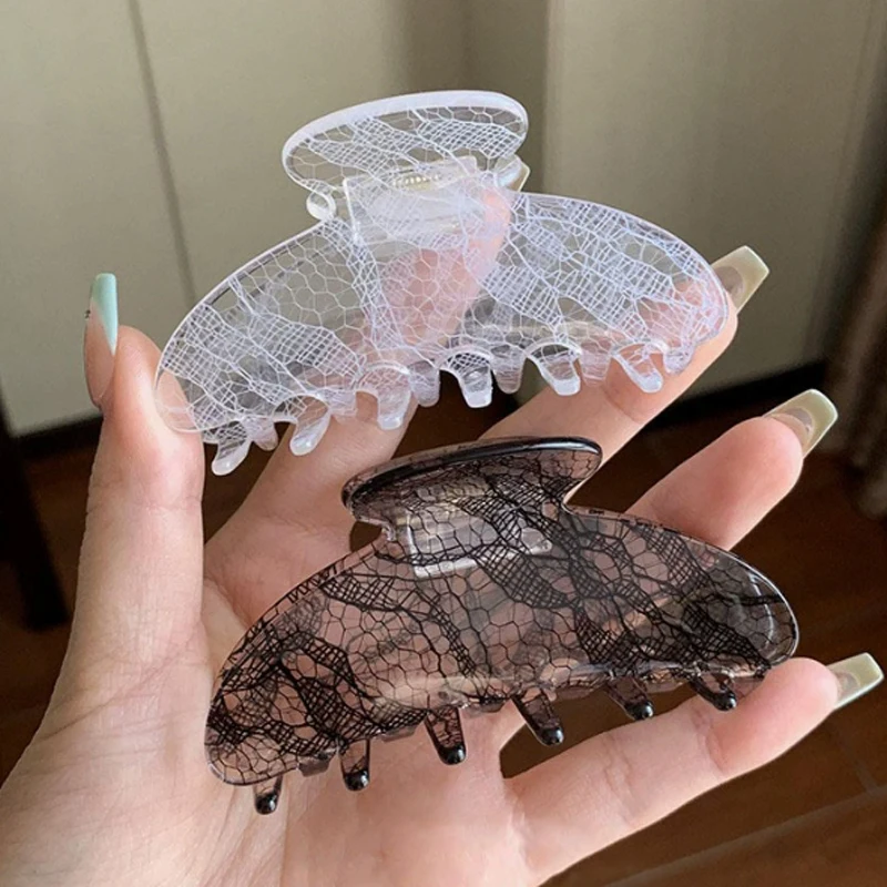 

Elegant Lace Pattern Hair Claw Korean Women Girls Barrettes Hair Clips Fashion Vintage Hairpins Headwear Hairs Claw Accessories