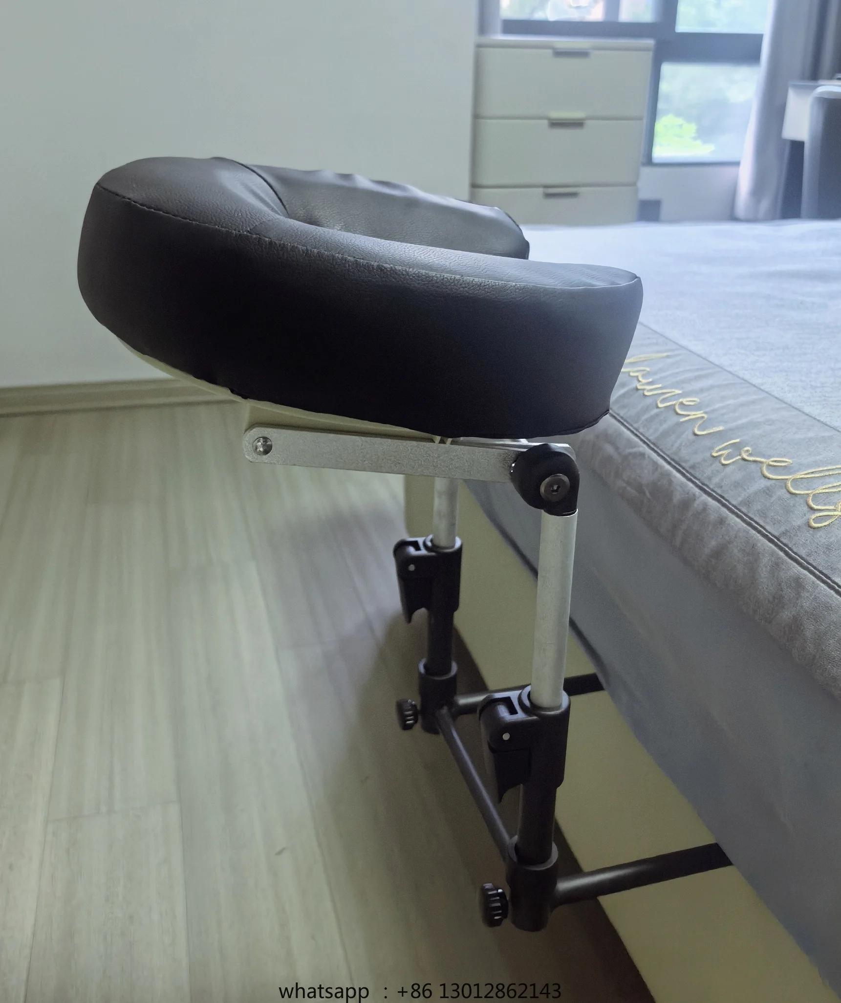 

Suspension massage, headrest support frame, face hole, edge of mattress, folding portable pillow