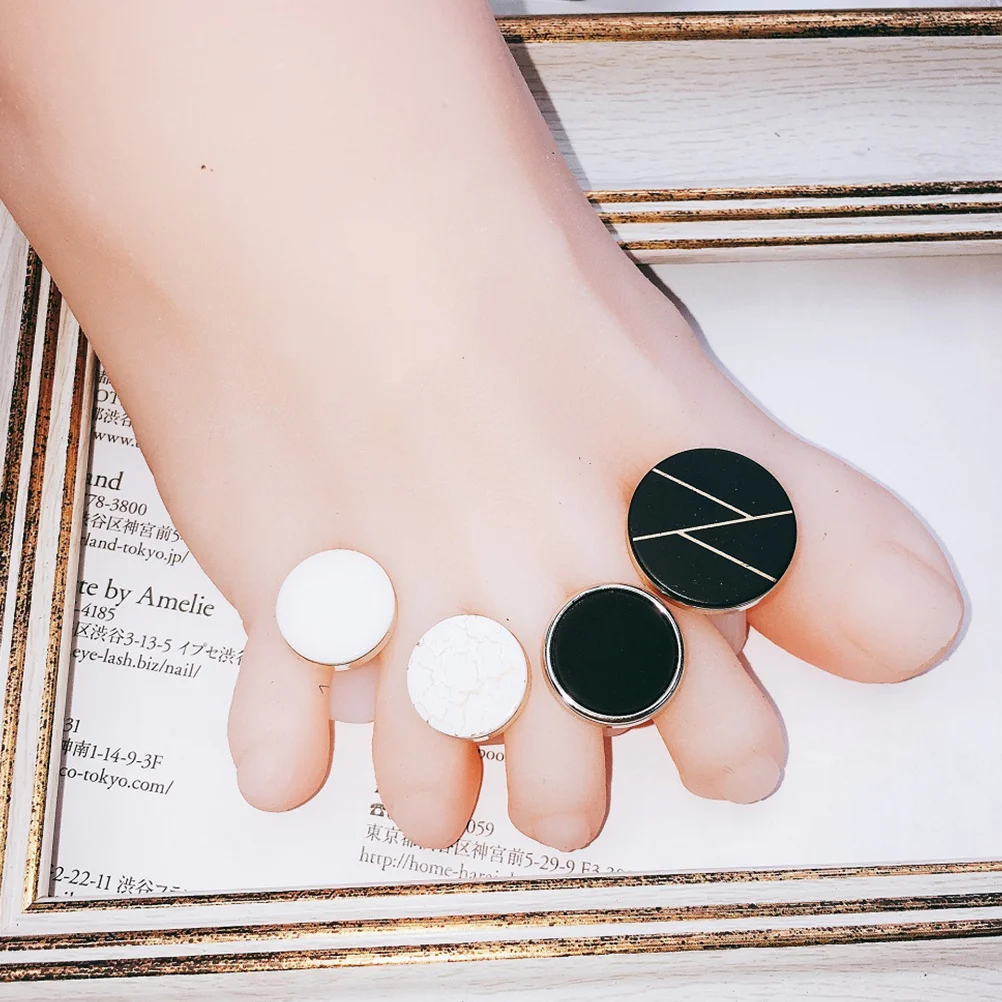 

Разделитель пальцев, силиконовый разделитель для ногтей, цветочный дизайн, идеальный инструмент для дизайна ногтей, маникюрный салон, прокладка для пальцев ног для домашнего использования, для женщин