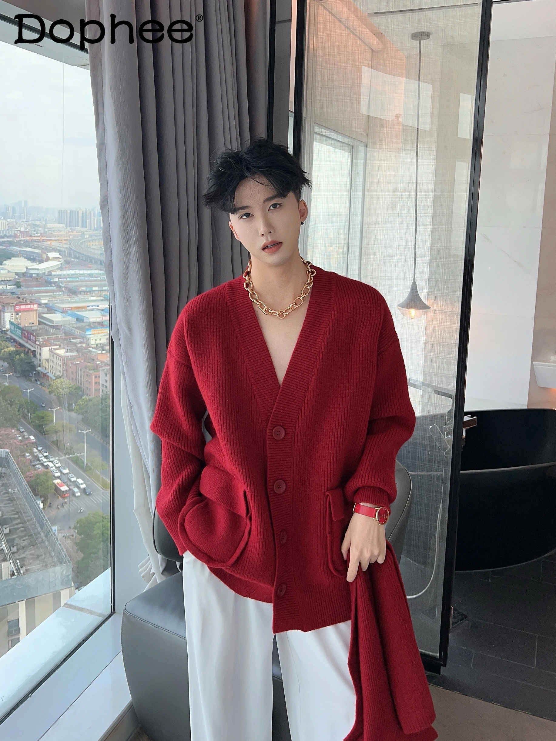 

Fashion 2024 New Red V-neck Cardigan Sweater Men's Winter Loose Comfort Knitwears Solid Color Thickened Scarf Knitted Tops