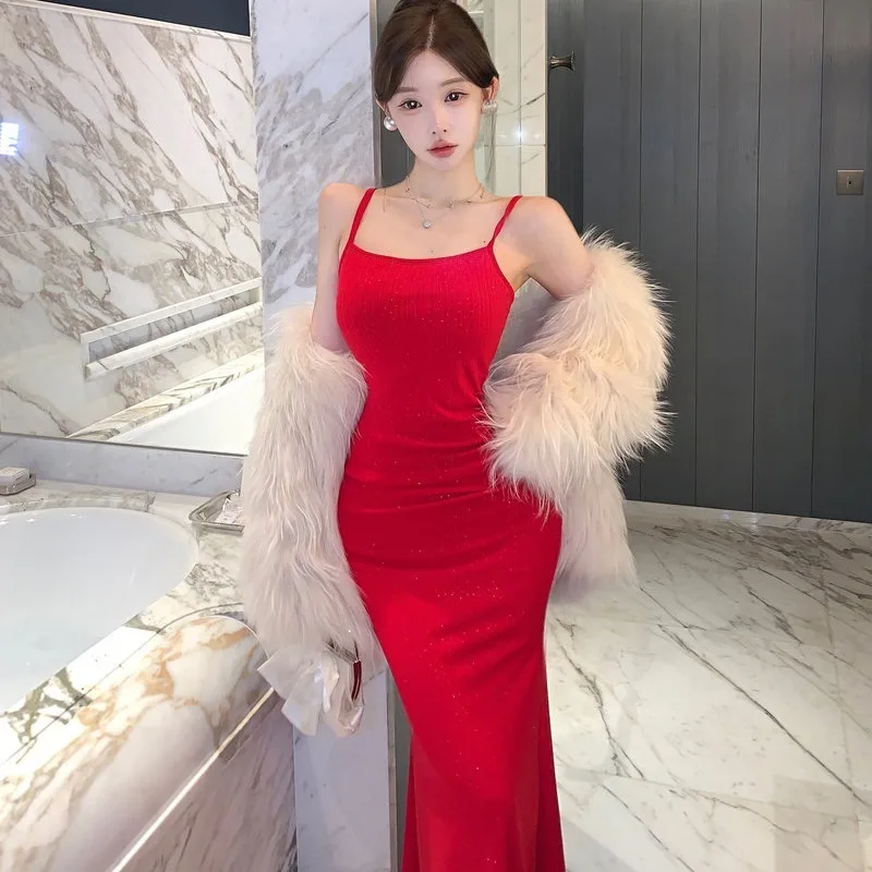 Ele Sexy Trendy Girl Ultra-Taille Plissee Design High-Elastische Träger Lange Dr Herbst Winter Neue Sle Glitzernde Diam...