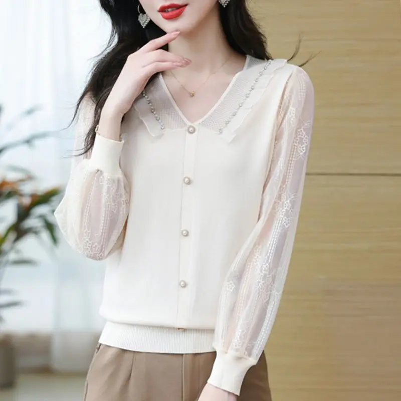 Fashion V-Neck Knitted Spliced Lace Beading Blouses Women's Clothing 2024 Autumn New Loose All-match Tops Office Lady Shirts