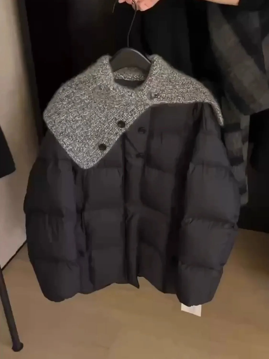 

Korean Sle Warmth Long Sve Women's Jaet oulder Design Loose Fit Winter 2026 New Arrival Faion Outerwear Coat