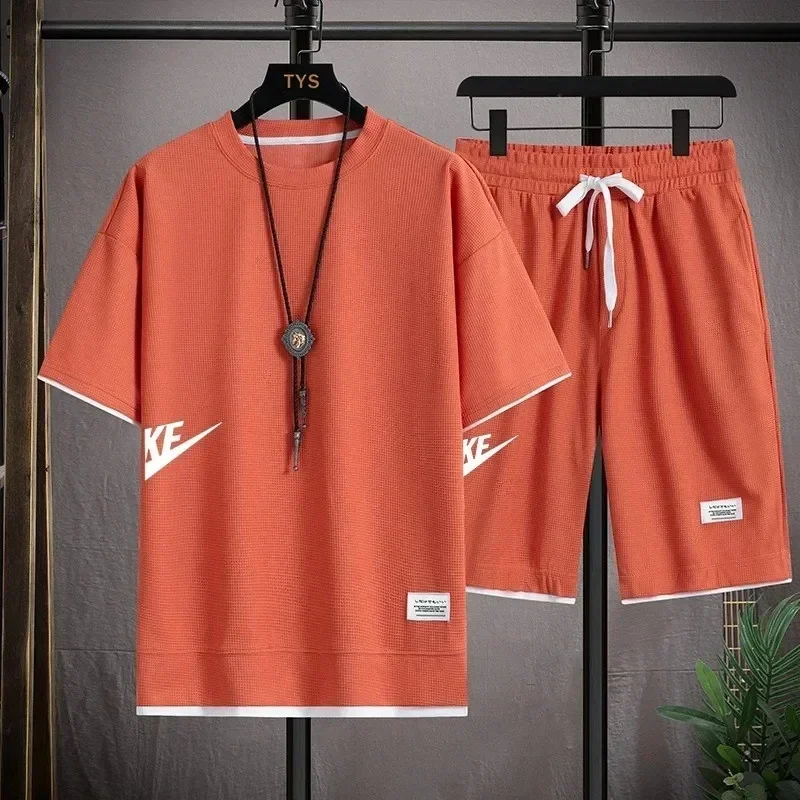 

2025 Sports fashion casual men's suit summer Korean men's short-sleeved T-shirt + five-point shorts two-piece set