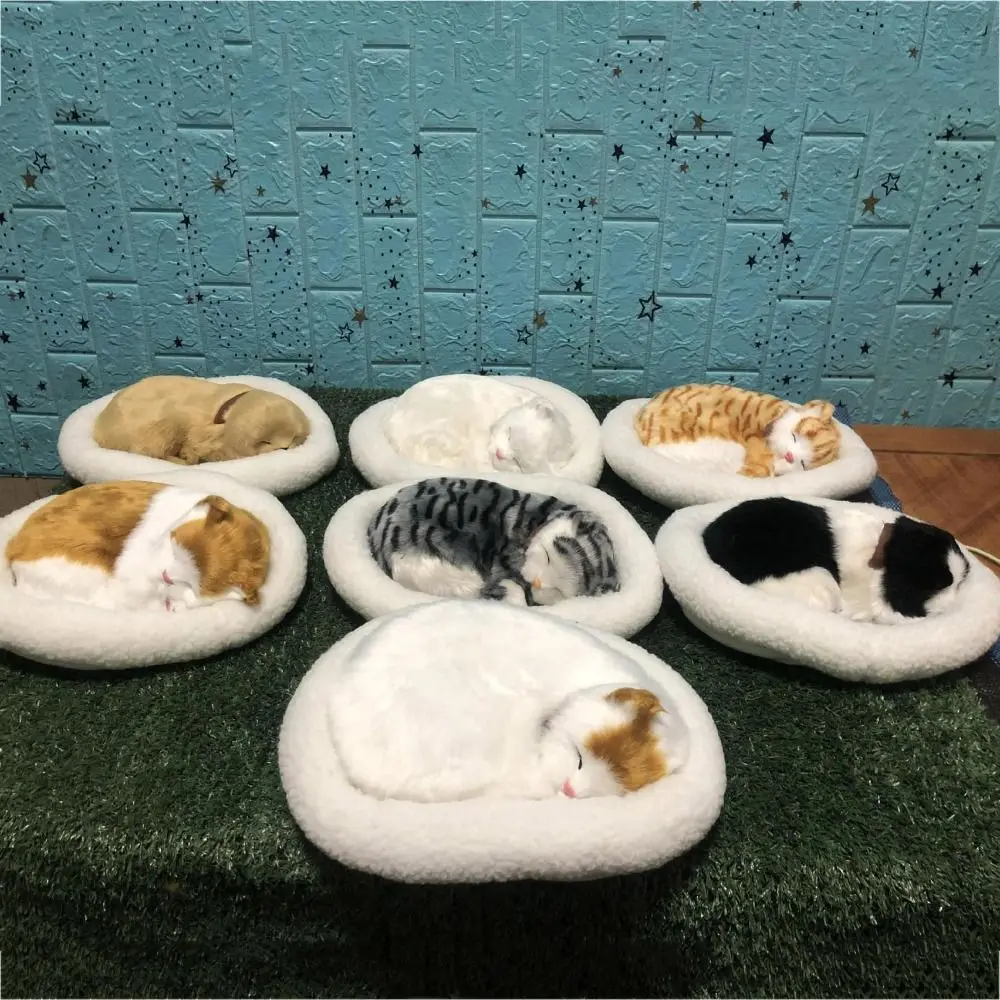 Decoración Interior de coche, artesanía, perro durmiendo, gato respirable, juguete de peluche, simulación electrónica de mascota, adorno de felpa de Animal