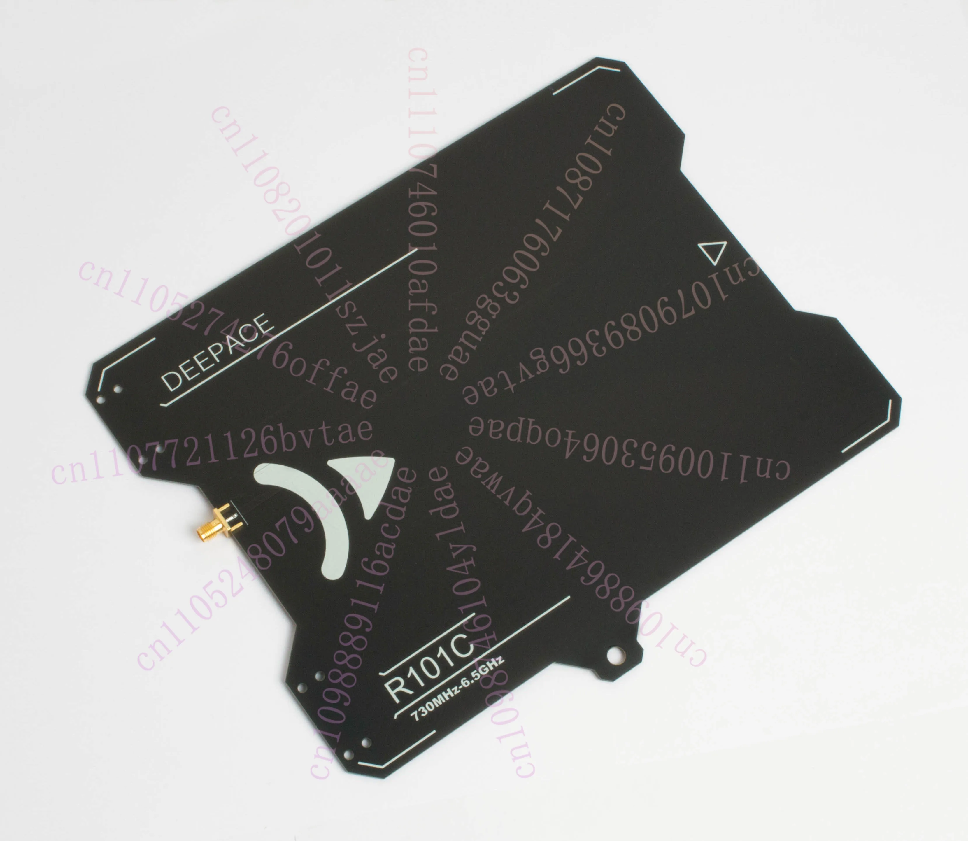 6.5GHz Broadband Directional Antenna UWB High Gain ADS-B Antenna Map Transmission R101C