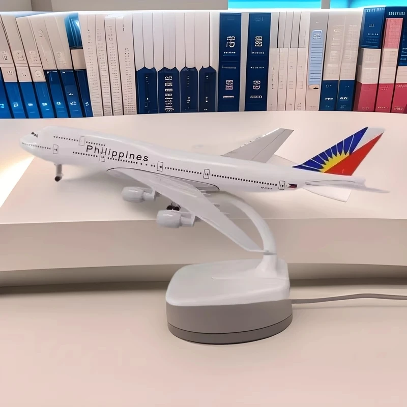 20 سنتيمتر دييكاست نموذج معدني طائرة B747 الخطوط الجوية الفلبينية مصغرة طبق الاصل تحصيل الطائرات نماذج الديكور المشجعين للبنين