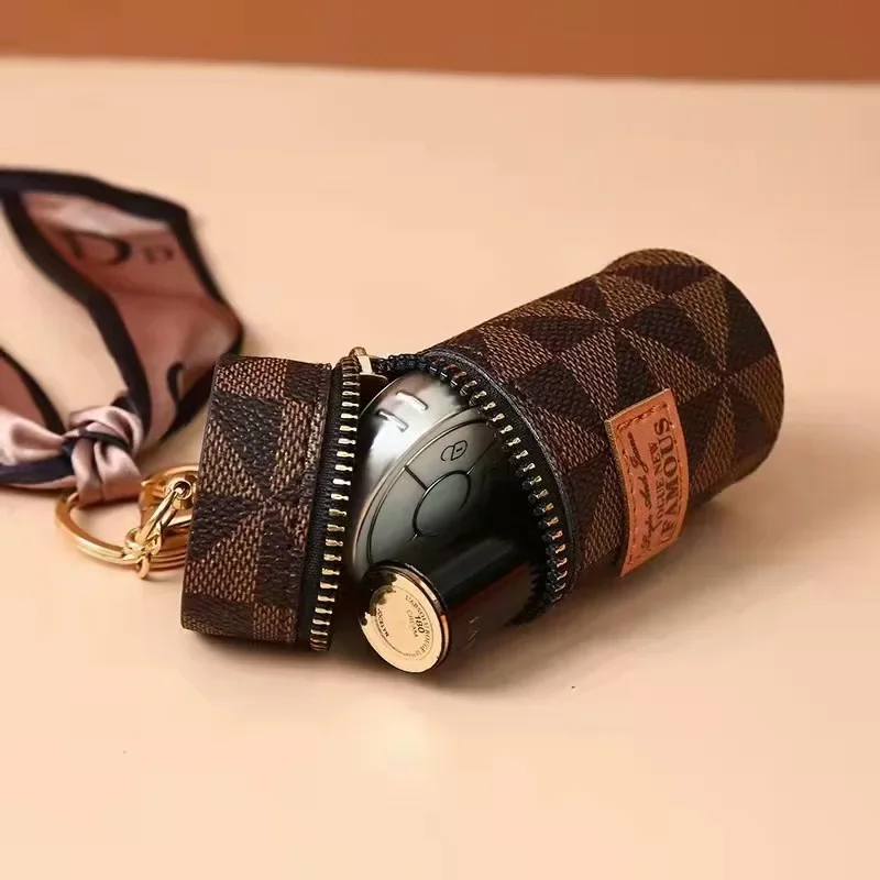 Luxury Leather Bucket Lipstick Pendant Earphone Bag Lipstick Mini Keychain Bag  key pouch Women Accessories Keyring Gift