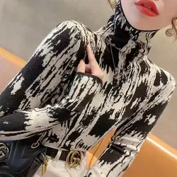 High Neck One-piece Velvet and Thick German Velvet Women's Base Shirt Is a Popular Item That Looks with a Fashionable Top