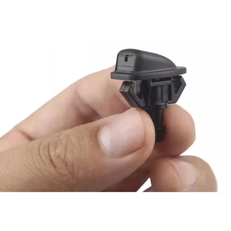 Front Windshield Spray Nozzle Wiper Nozzles Brand New for Changan CS35PLUS EADO2016 Linmax OshanA800 1pc