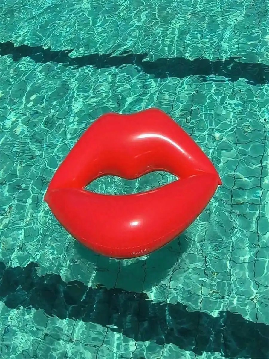 

1pc Heart-Shaped Inflatable Swimming Ring, Suitable For Water Sports, Pool Parties, Floating On Water Surface, Pool Inflatable, Beach Essentials, Pool Float