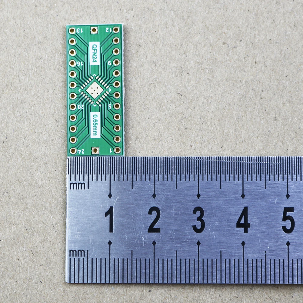 1Pce QFN24 gold/silver solder pad to SMT direct insertion adapter test board with a spacing of 0.5/0.65mm