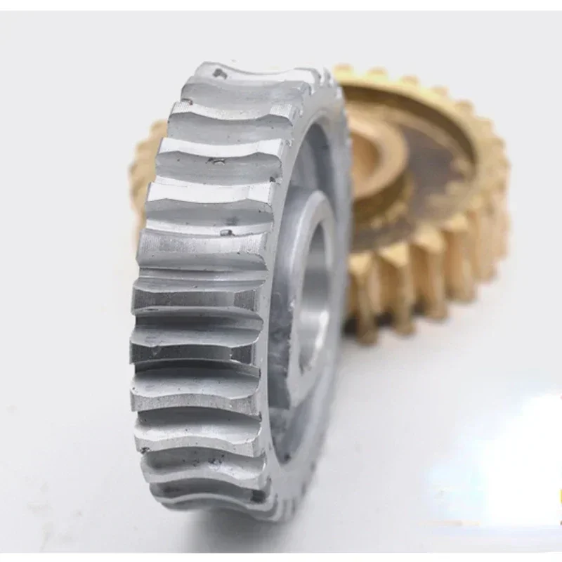 Lawn Mower Gear Electric Gear case Gear Worm gear Small Mini Gear for 4-stroke Saw Lithium Electric Saw Accessories 63mm