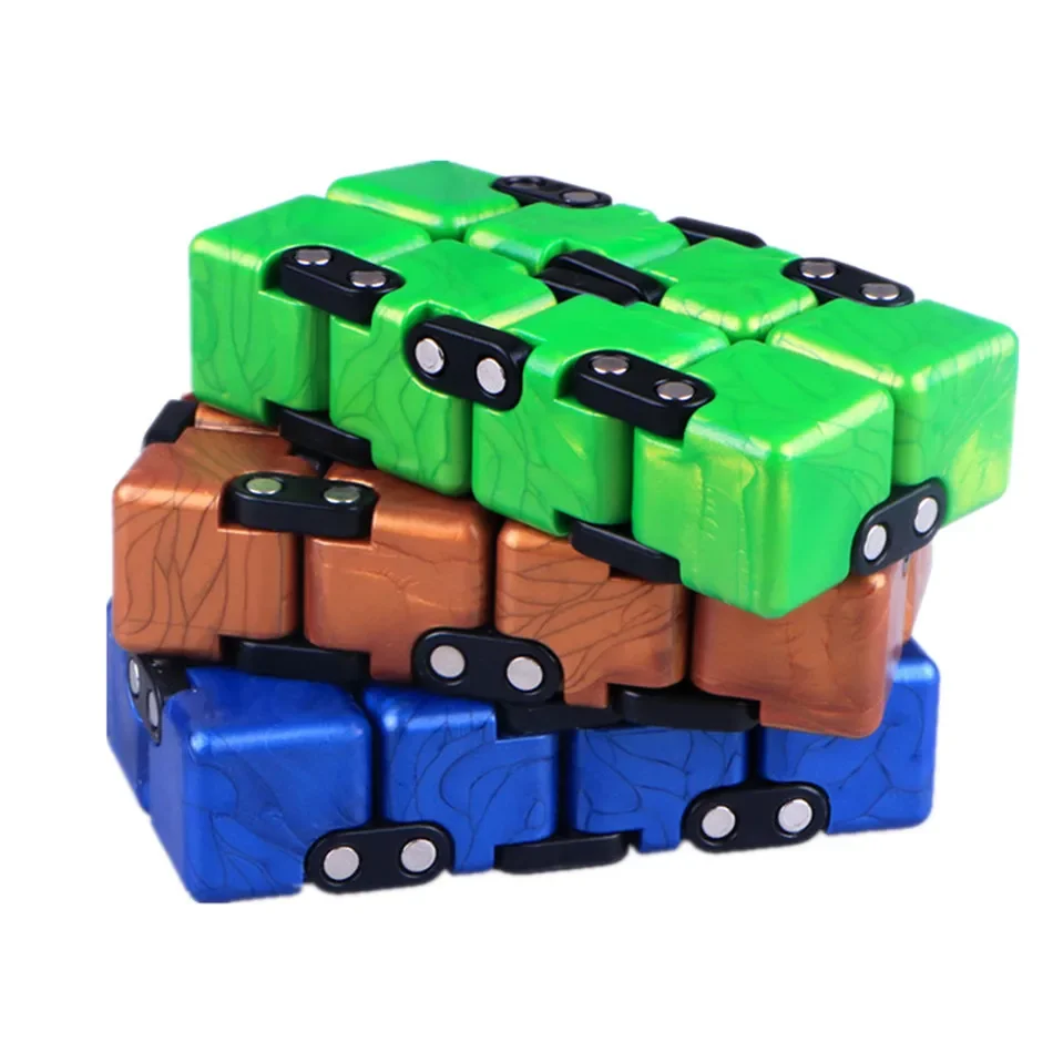 Qiyi 2x2 cubo louco infinito magia cubo infinito relaxar aliviar a pressão 2 camadas cubo brinquedo de ponta do dedo para crianças presente