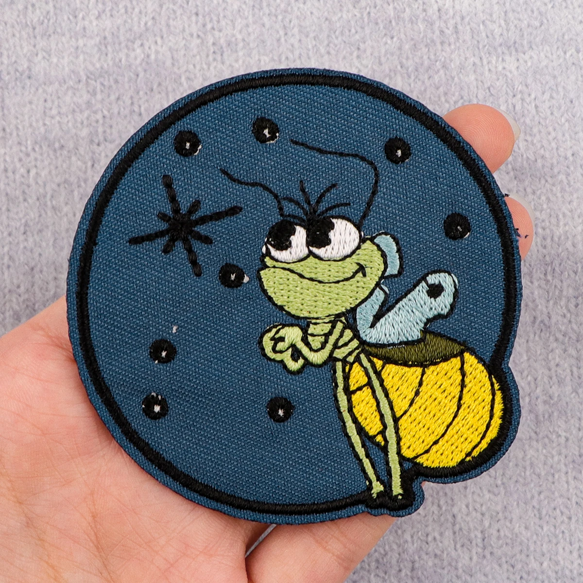 Leuke Cartoon Firefly Patch Geborduurde Patches Op Kleding Opstrijkbare Patches Voor Kleding DIY Patch Jassen Naai Stickers Geschenken