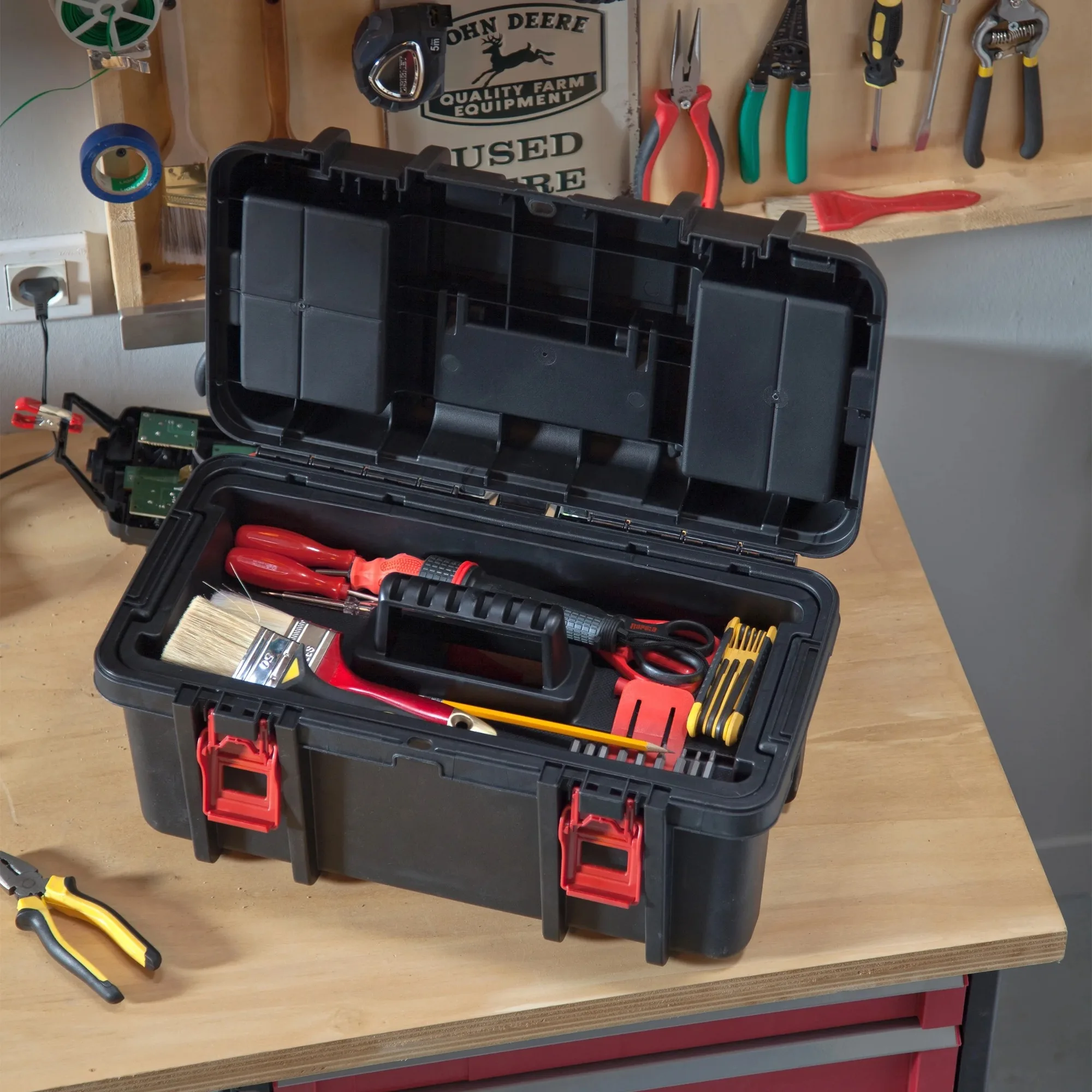 Hyper Tough 19-inch Toolbox, Plastic Tool and Hardware Storage, Black tool box