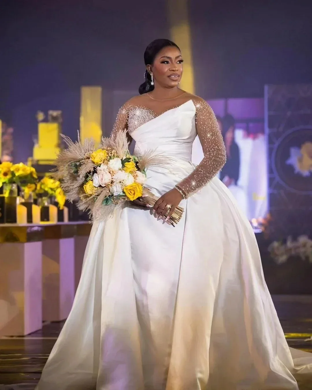 Vestido De novia personalizado con cuentas De lentejuelas y sobrefalda De satén ilusión africana De manga larga Vestido De novia