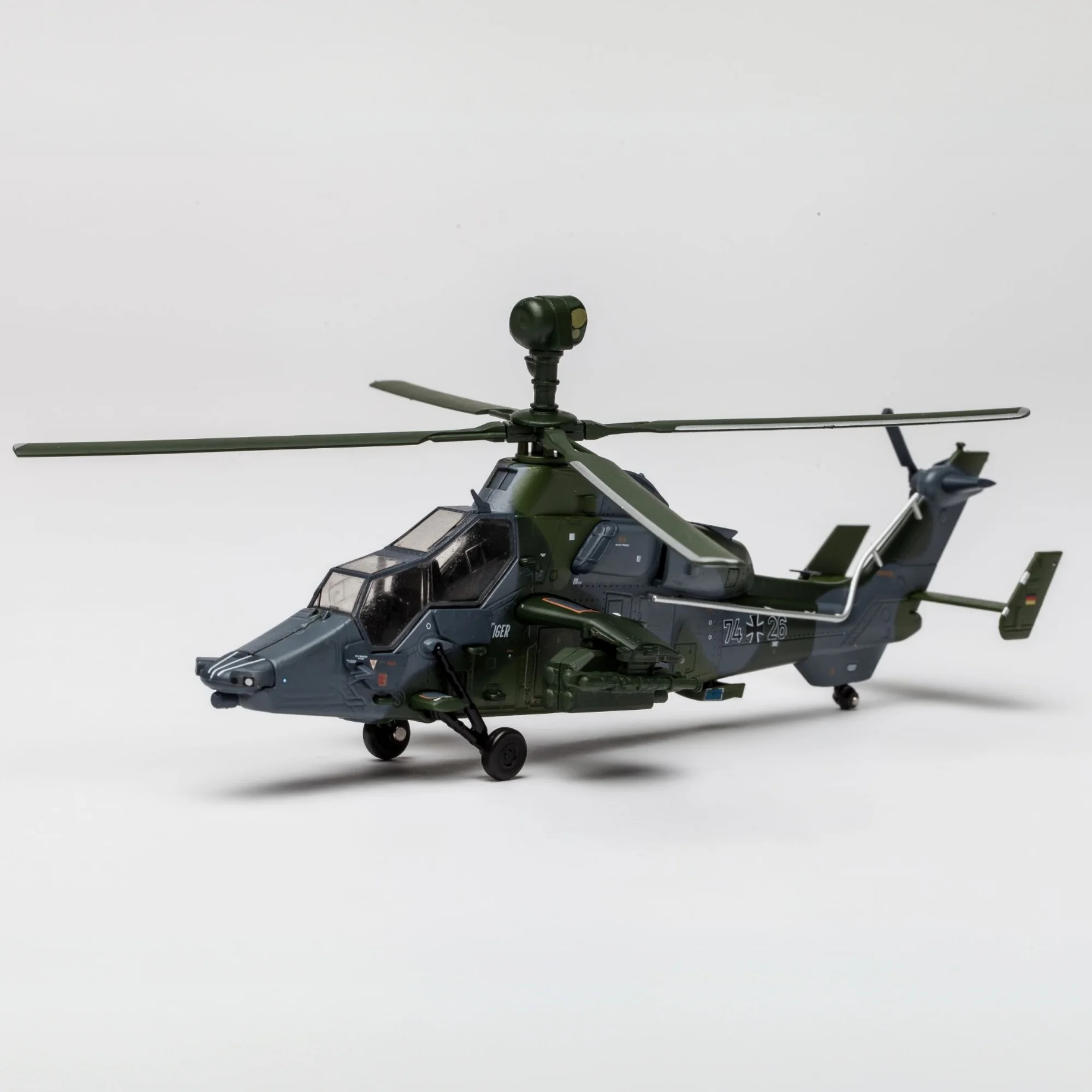 1/72 مقياس EC665 مقياس معدني نموذج طائرة نموذج وضع المنزل، مجموعة الديكور عيد الميلاد وحدث التسوق الجمعة السوداء