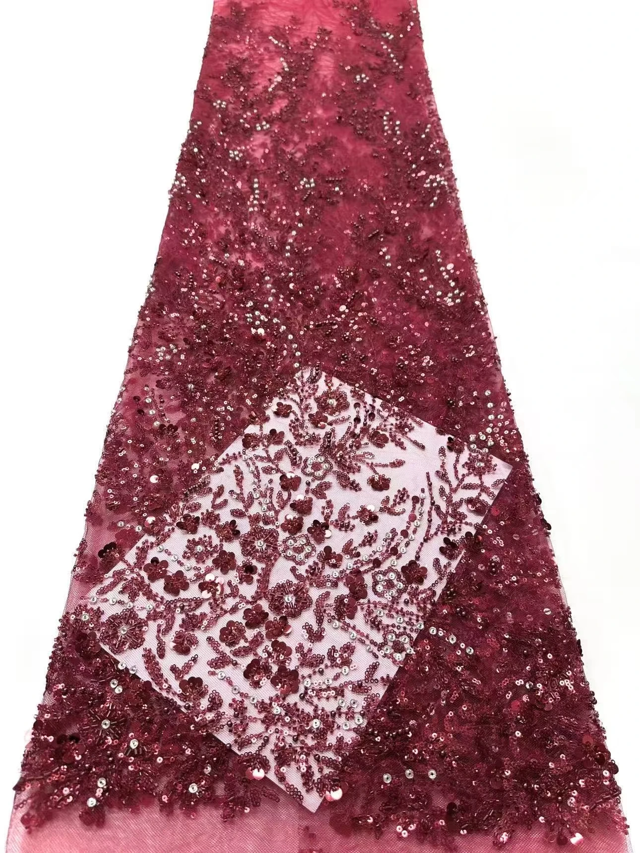 2026 حار بيع أقمشة الدانتيل لفستان باتي الفاخرة التطريز الترتر مع الخرز صافي الدانتيل فستان حفلات الزفاف 5 ياردة TP1822