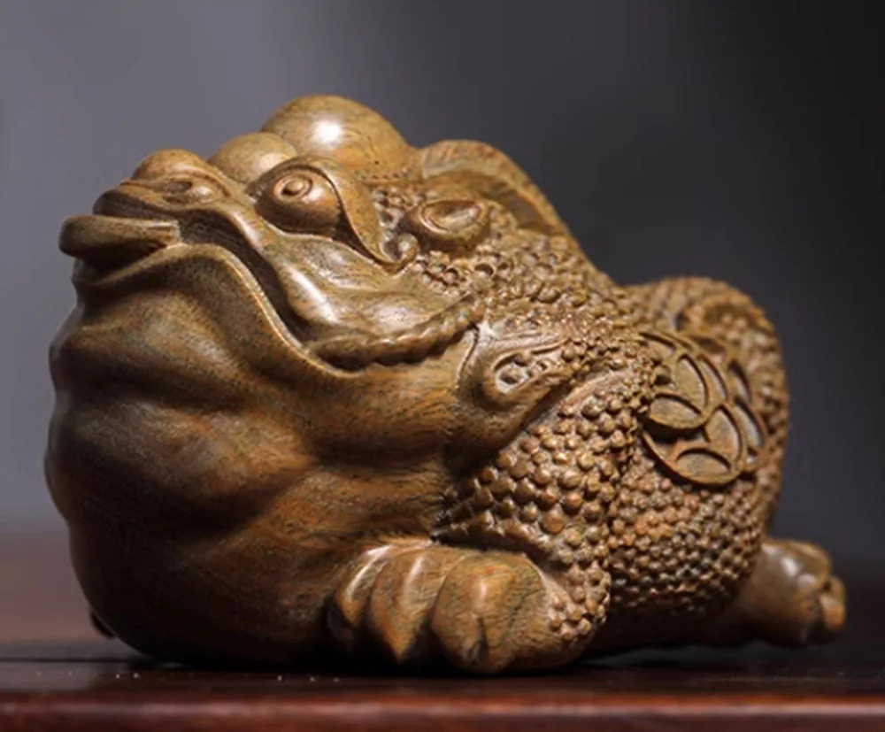 

JW173- 8 CM Wealthy Toad Green Sandalwood Sculpture Mascot Figurine Decoration Craft Gift Miniatur Ornaments