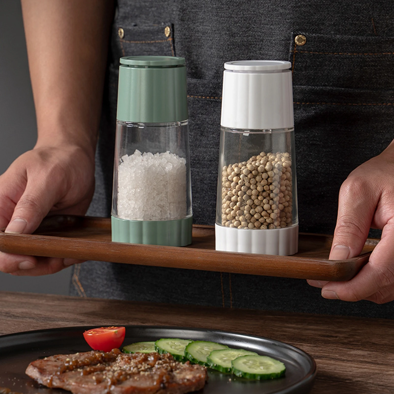 1PC Household Pepper Grinder Rotary Manual Sea Salt Pepper Seasoning Bottle Grinder Glass Seasoning Bottle.