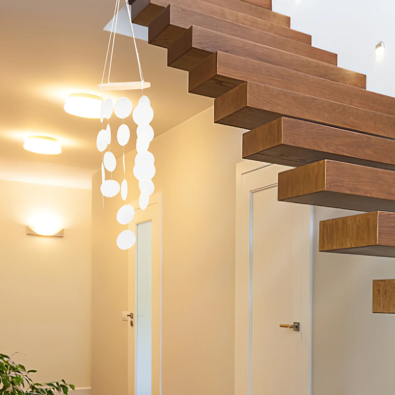 

Shell Wind Chime Hanging Outdoor Decoration Patio Garden Home Wind Bell Decorative Gift for Balcony Bedroom Home Hanging Decor