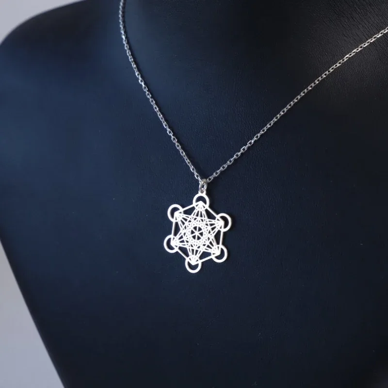 Stainlee Steel Metatron Necklace Sacred Geometry Metatron Cube Pendant Religiosus Symbol Meditation Charm Necklace Gift for Mom