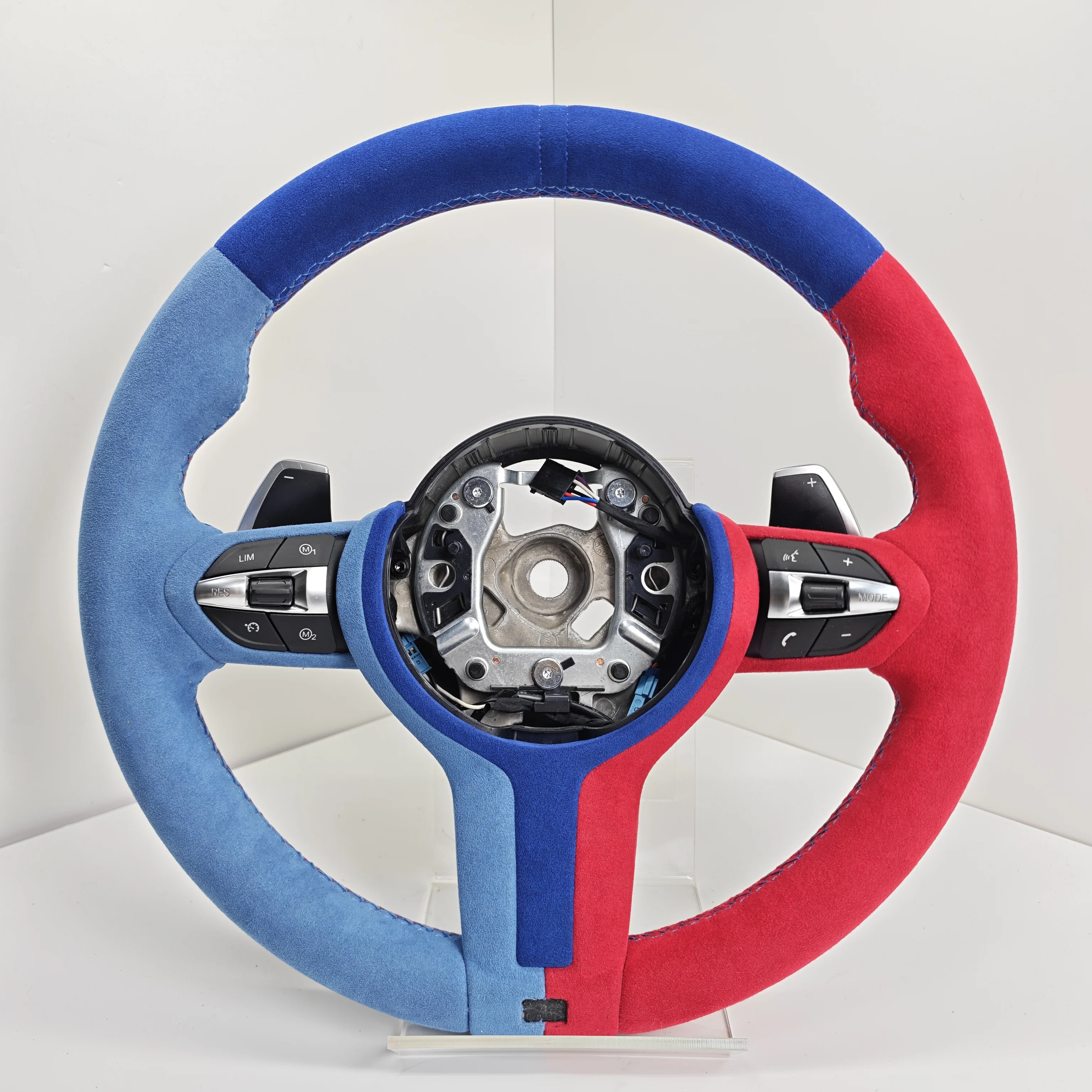 

Rainbow Colour Leather M Sports Steering Wheel For BMW F10 F11 F12 X5 F15 X6 F16 F20 F21 F22 X3 X4 F25 F26 F30 F31 F32 F33 F34