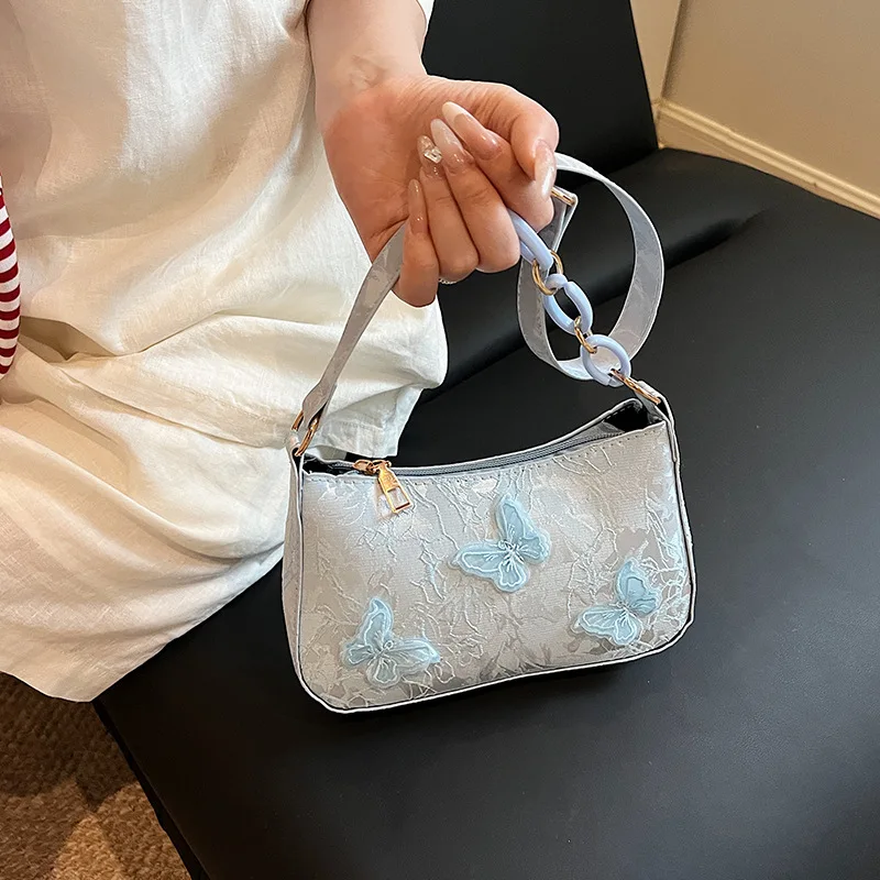 

2025 Chinese Style Embroidered Shoulder Bag Trendy Crossbody Purse for Women National Chic Print Handbag Fashionable