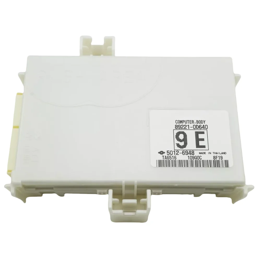 

89221-0D640 компьютерная многоканальная коробка передач, компьютерная плата 9E, подходит для Toyota