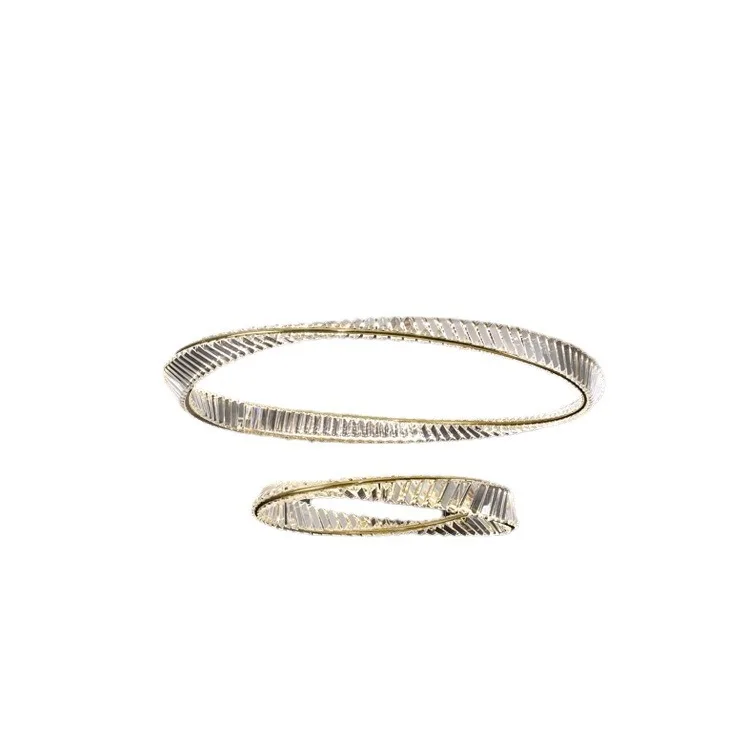 

Italian light luxury style large living room chandelier, restaurant designer ring bedroom post-modern simple lamps