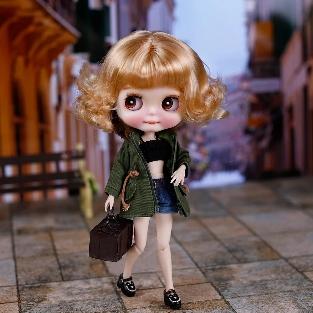 ICY DBS Blyth Doll 1/6 BJD Golden Curly Nurse Set Customized Hand Carved Eyebrows, Lips, and Facial Gifts