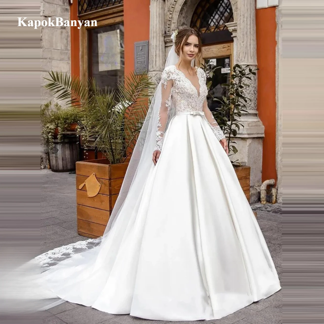 Princess Wedding Dress For Women V-Neck Lace Appliques A-Line Satin Bridal Gowns Long Sleeves Floor-Length Wedding Party Gowns