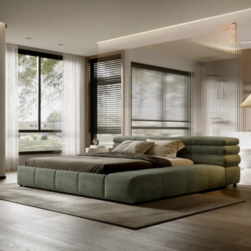 

High-end designer wabi-sabi wind fabric bed master bedroom double bed modern simple puff bed