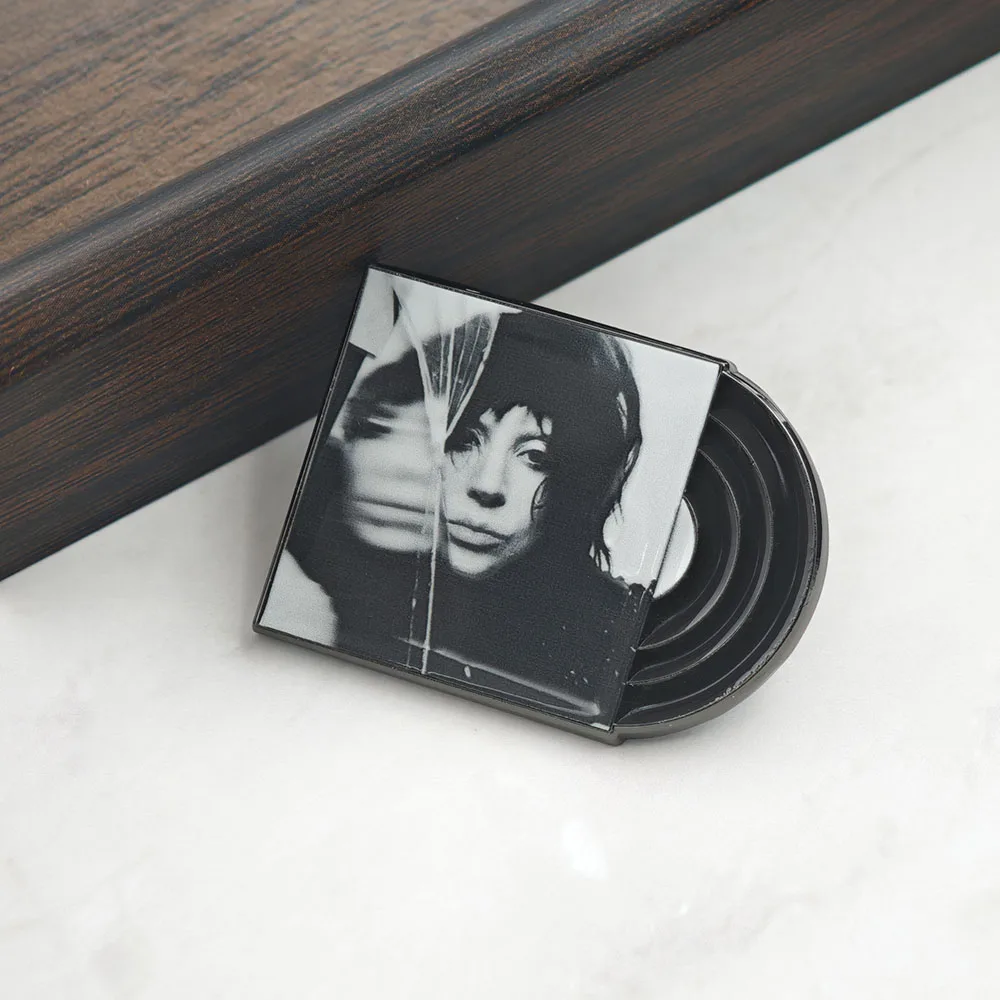 L-Lady G-Gaga Album Brooch Joker Mayhem Lapel Pin Black White Photo Vinyl Record Badge Pop Star Fan Jewelry Gift