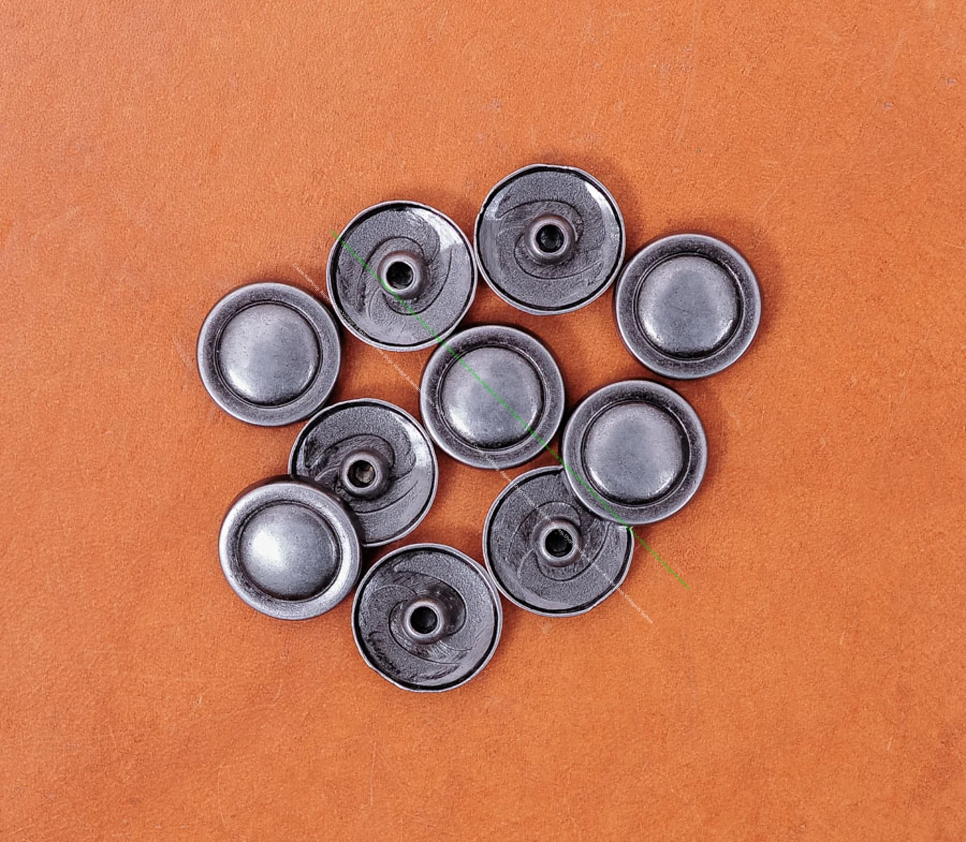 50X Retro argento tondo piatto metallo elementi di fissaggio rivetto Stud Spot fai da te Leathercraft Conchos