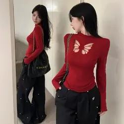 Camisetas rojas con cuello de media altura para mujer, ropa Sexy de tendencia, Top ajustado con bordado de mariposa, combina con todo, novedad