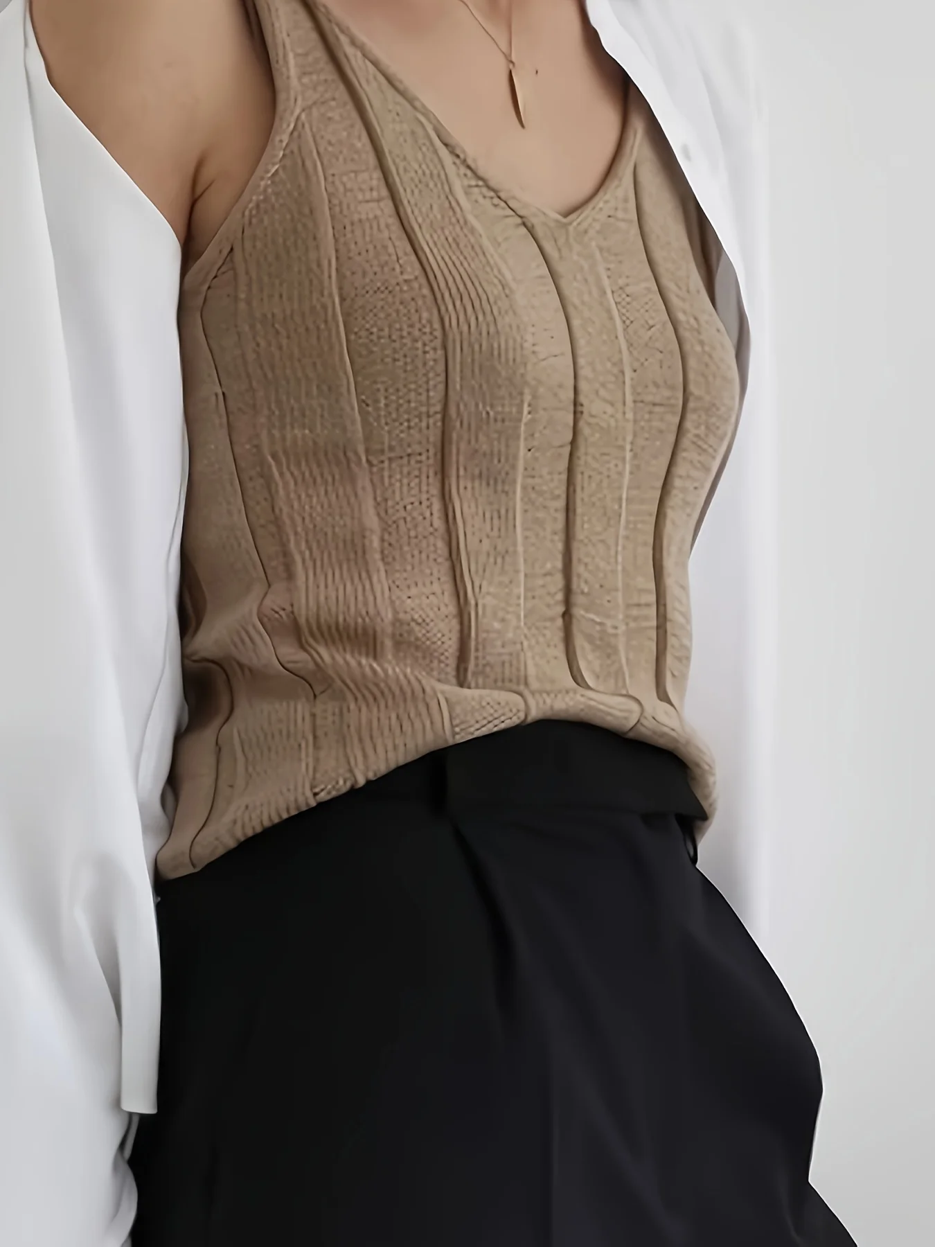 

Cottagecore Вязаный жилет с v-образным вырезом Earth Tone Ребристая майка Hack Y2K Минималистичный Essential Dopamine Всесезонный