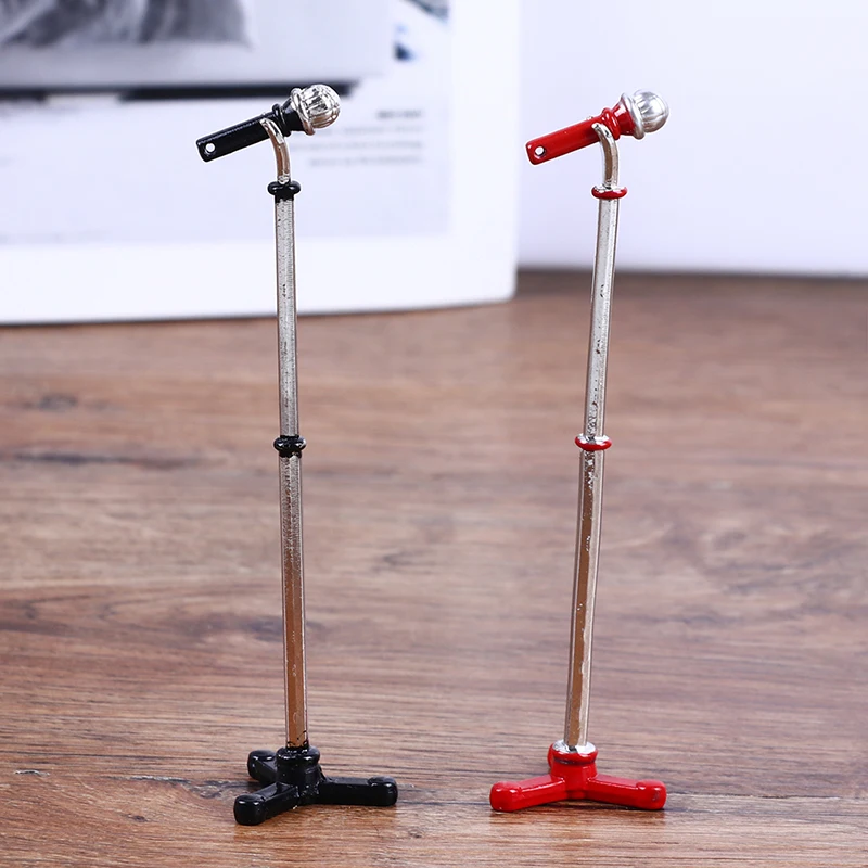 Mini modelo de micrófono de casa de muñecas con soporte, instrumentos musicales, muebles, accesorios para muñecas, juguetes de juego de simulación