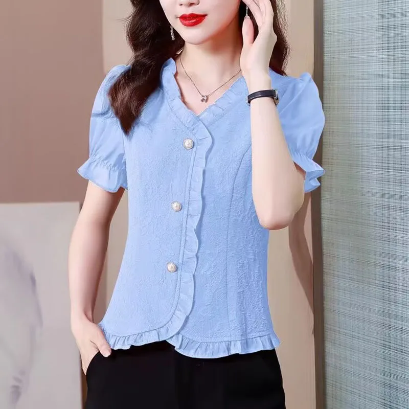 French Jacquard V-neck Shirt Women's Long Sleeves in the Spring of 2025 New Female Western Style Design Chiffon Horn Sleeved Top