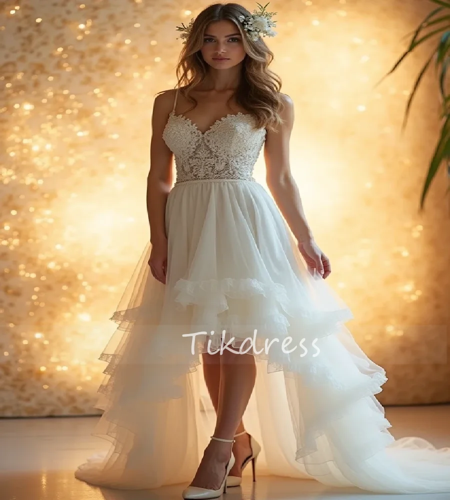 

Sexy Hi Low Cowgilrs Wedding Dress 2025 Spaghetti Straps Tulle Beach Bohemian Bridal Dress Elegant Lace Garden Bride Customzied