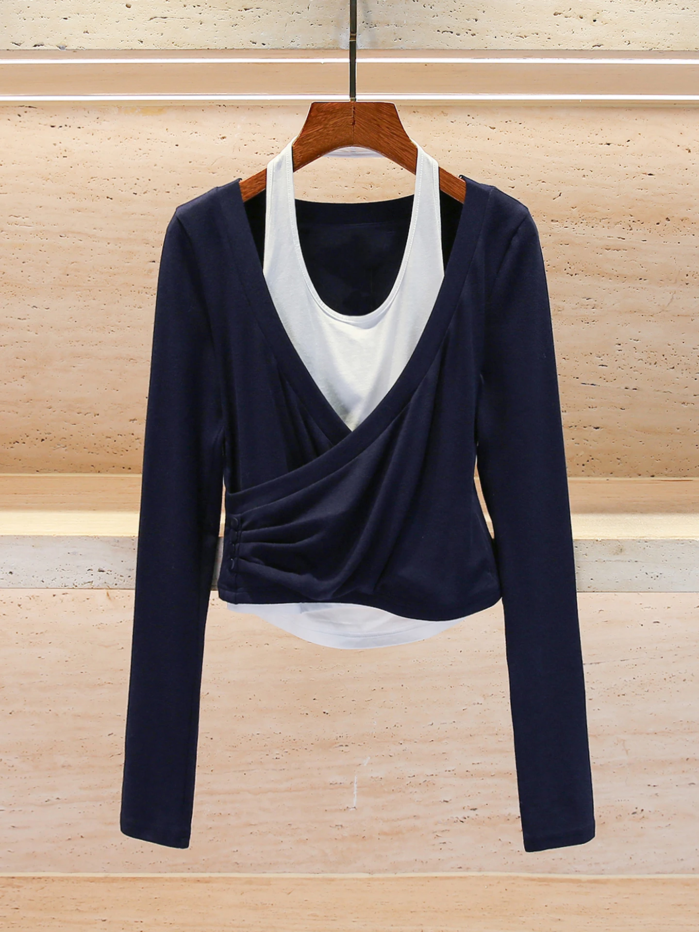 

Элегантный женский вязаный топ с вырезом-халтером, имитация двухслойности, осенне-зимний модный стиль для офиса, приталенный крой, длинный рукав