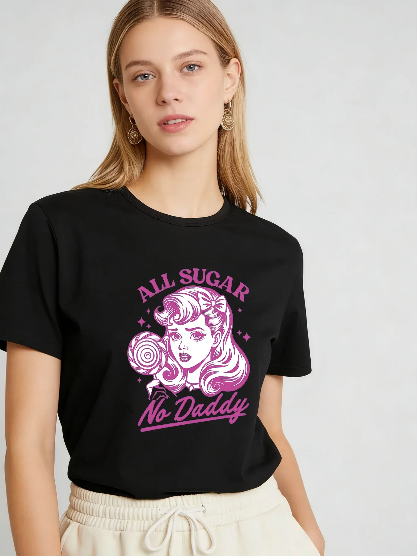 

2026 Spring/Summer New Women's T-shirt Retro Poster Girl Pattern T-shirt Casual Round Neck Short Sleeve Top